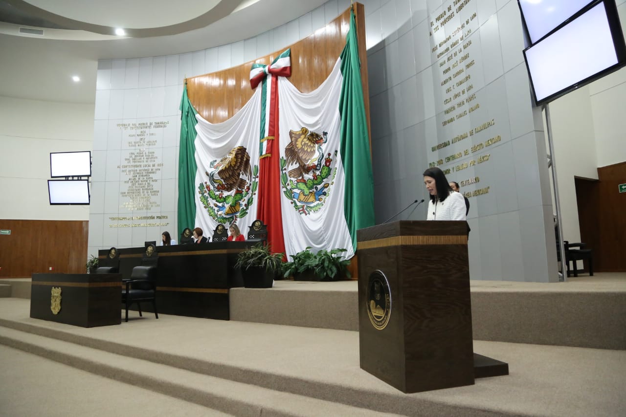 Propone PRI que cargos públicos se repartan igual para mujeres y hombres.