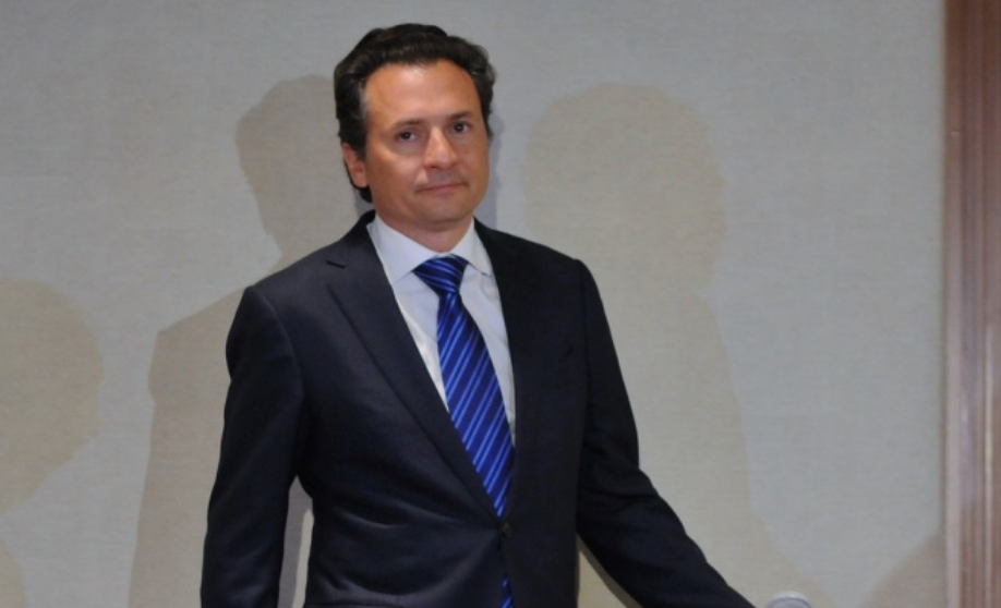 Lozoya presenta amparo para saber si hay orden de aprehensión en su contra.