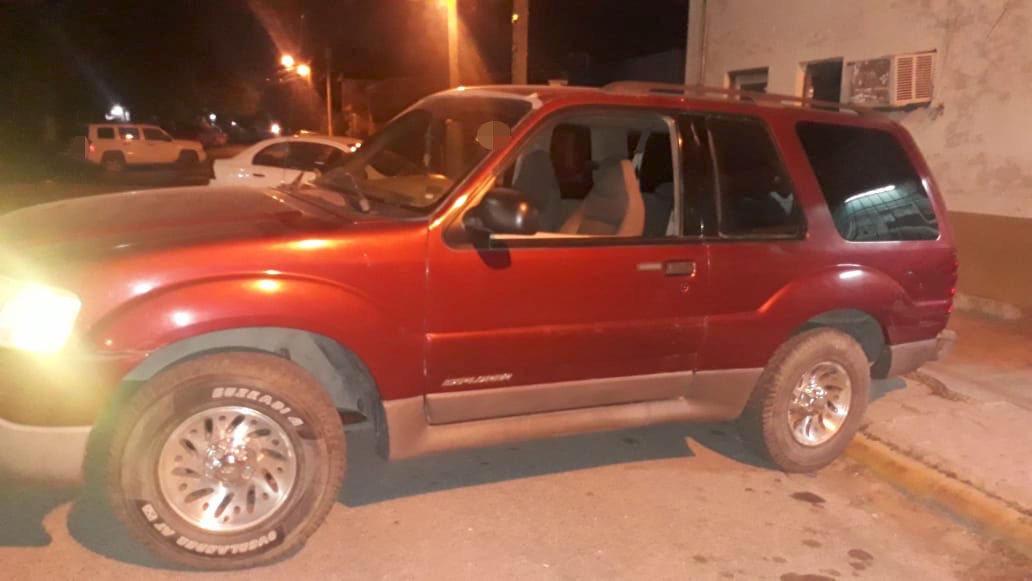 Recuperan camioneta robada.