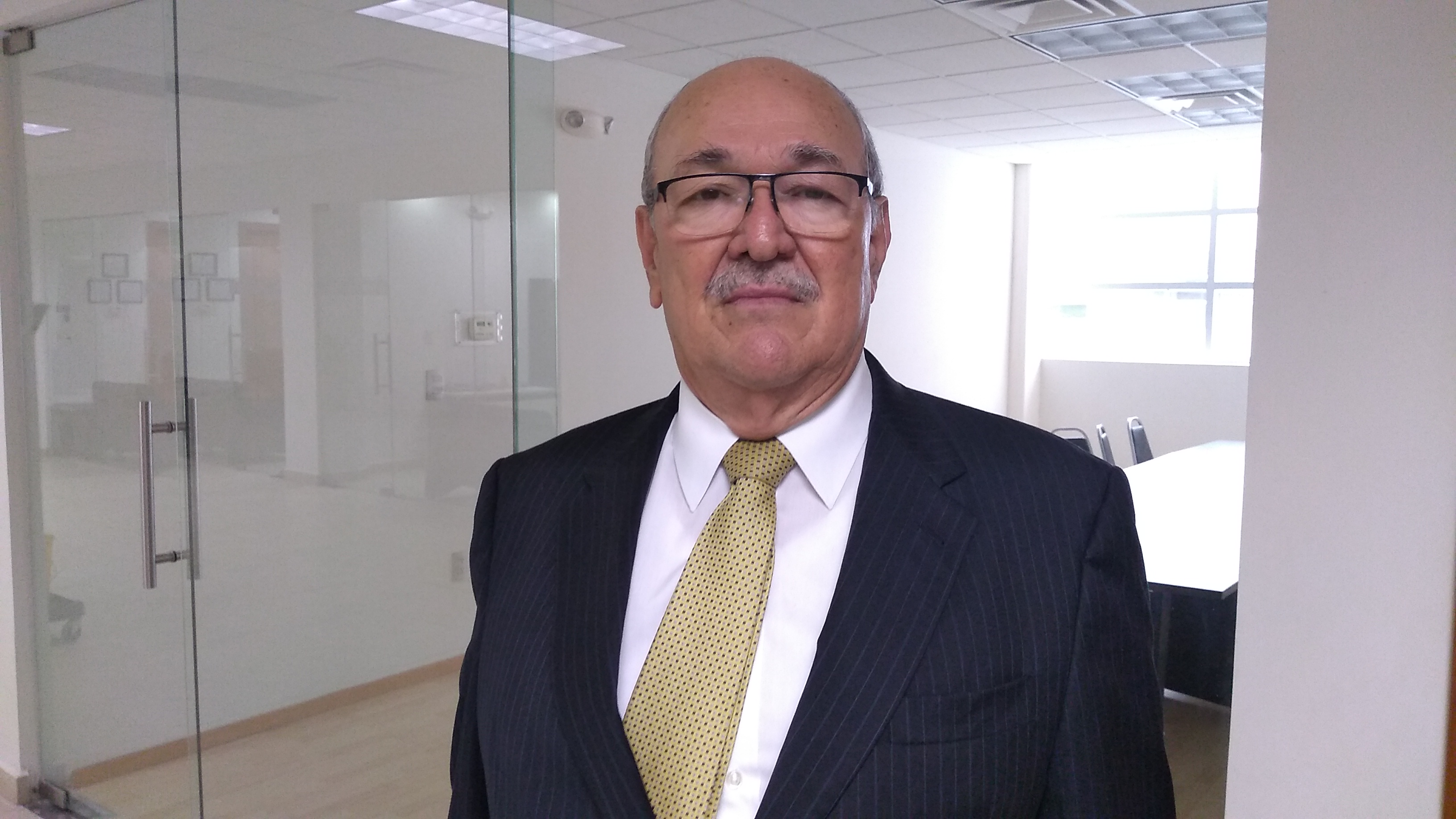 Necesita el PRI un cambio de nombre: González Benavides.