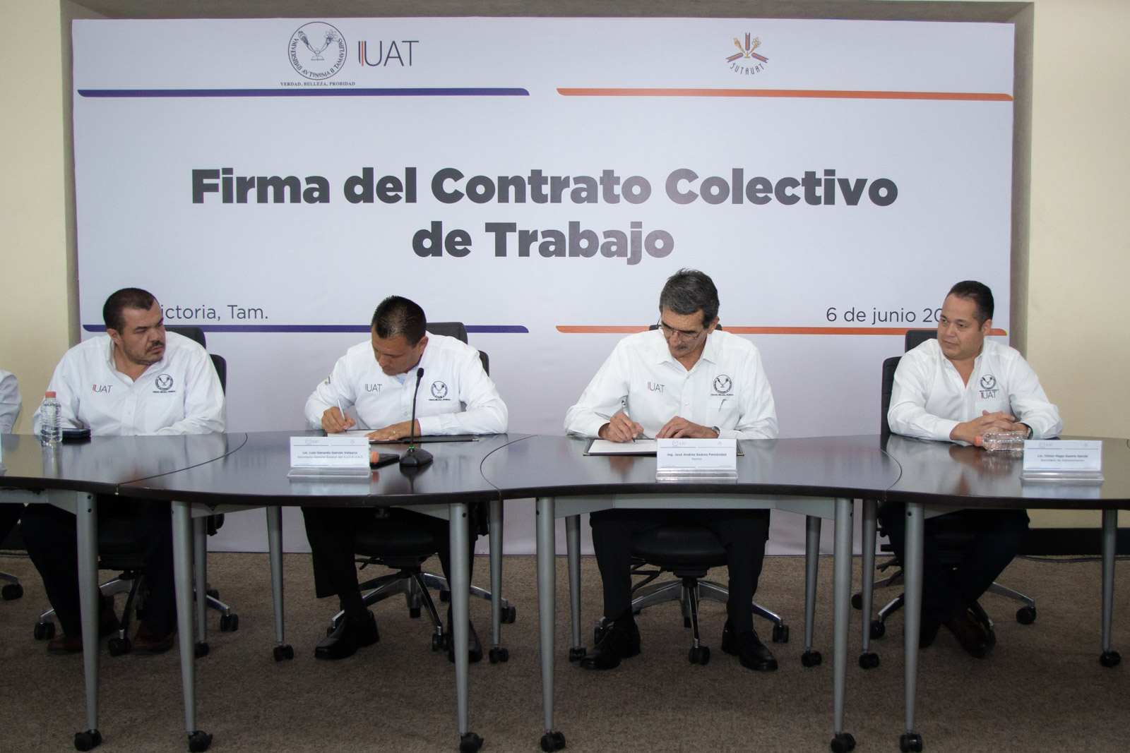 Firman UAT y sindicato académico contrato laboral 2019