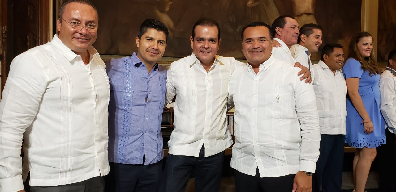 Se reúne Rivas con  alcaldes de México