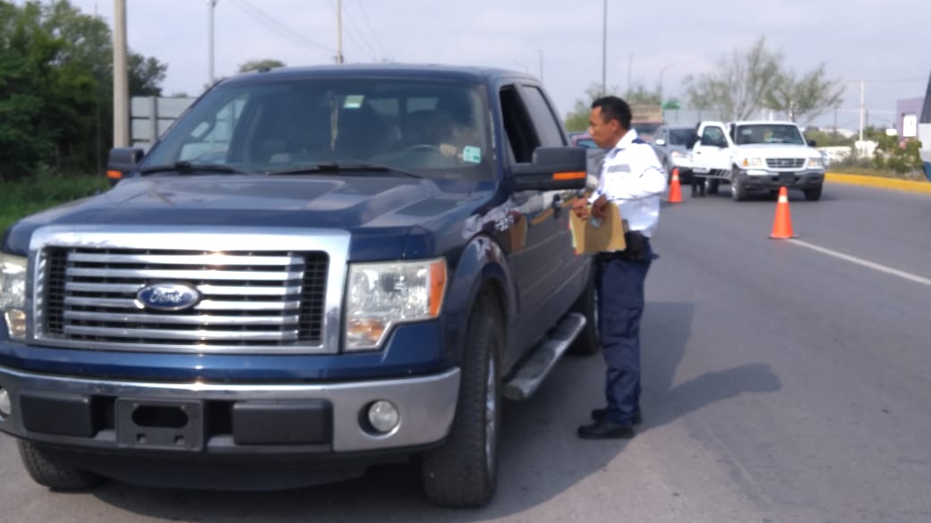 Buscan vehículos robados en Victoria.