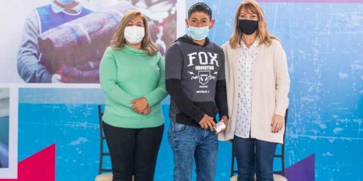 Gobierno del Estado y DIF Tamaulipas continúan llevando servicios institucionales gratuitos a familias con Un Gobierno Cerca de Ti.