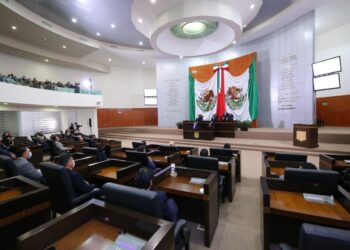 Sanitizan sede del Congres del Estado por brote de Covid-19
