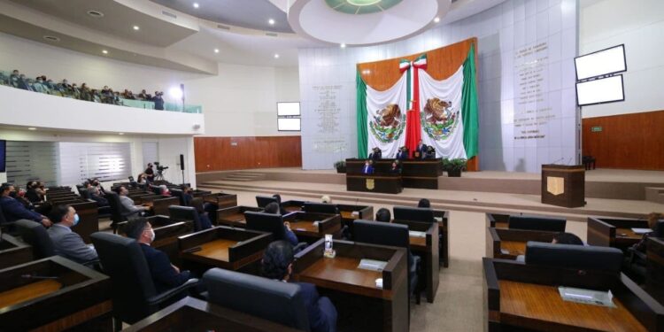 Sanitizan sede del Congres del Estado por brote de Covid-19