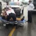 Camioneta arrolla a policía