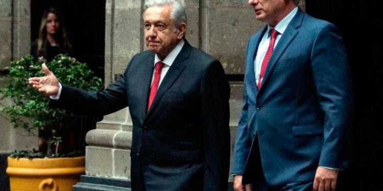 ‘Un honor llegar a la entrañable tierra azteca’: Díaz-Canel