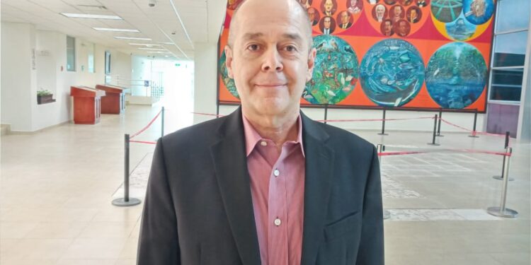 Magistrados electorales dicen «no» a López Aceves; lo rechazan como contralor.