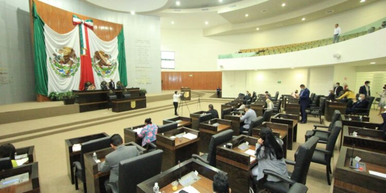 Desaparecerán la Ceabe; pretextan duplicidad de funciones.