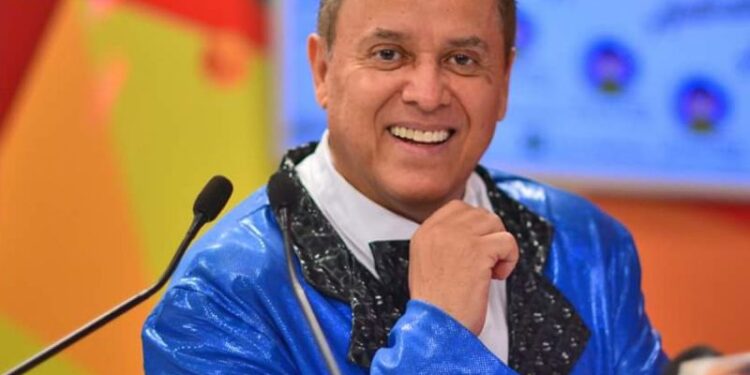 Mario Bezares cree que Paul Stanley se cuelga del fallecimiento de su padre