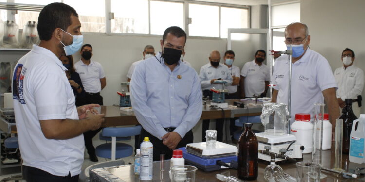 Plantea Guillermo Mendoza proyectos a facultad de Odontología de la UAT
