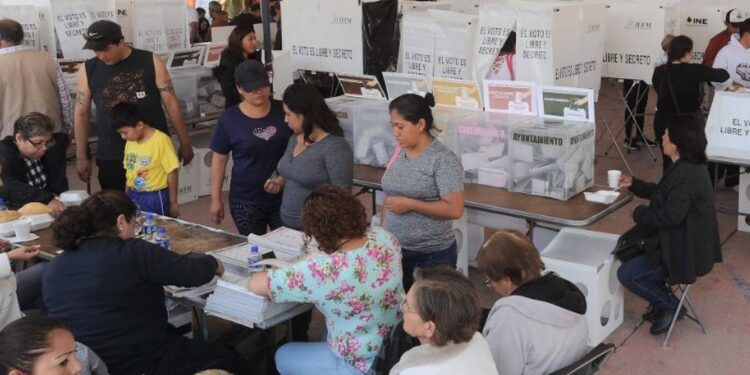 Busca INE a 41, 875  funcionarios de casilla.