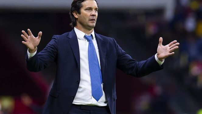 América despide a Santiago Solari