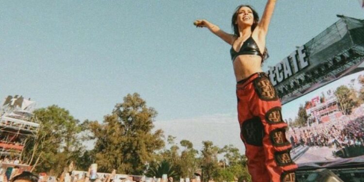 Danna Paola anuncia que tiene covid-19; «he dormido demasiado»