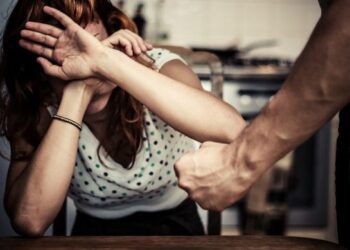 Proponen crear registro  de agresores de mujeres.
