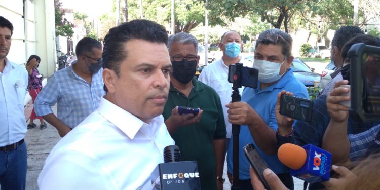 Entregará Gattás proyecto del acueducto a Conagua