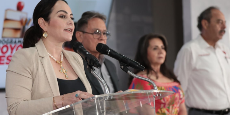 Anuncia gobierno de Nuevo Laredo convocatoria para entrega de estimulo económico a profes