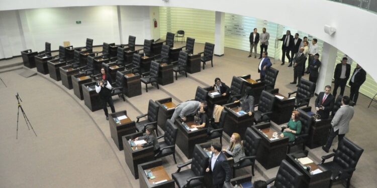 Condena PAN amenazas a Ale Cárdenas