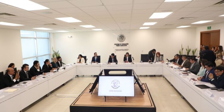 Envía Américo paquete económico 2023 al Congreso; no habrá nuevos impuestos