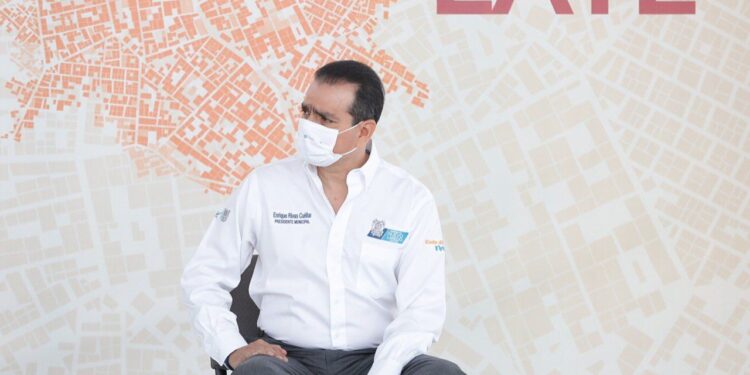 Va Ayuntamiento de Nuevo Laredo por Enrique Rivas.