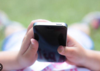 Darán hasta 18 años de prisión a quien someta a pornografía a un menor de edad