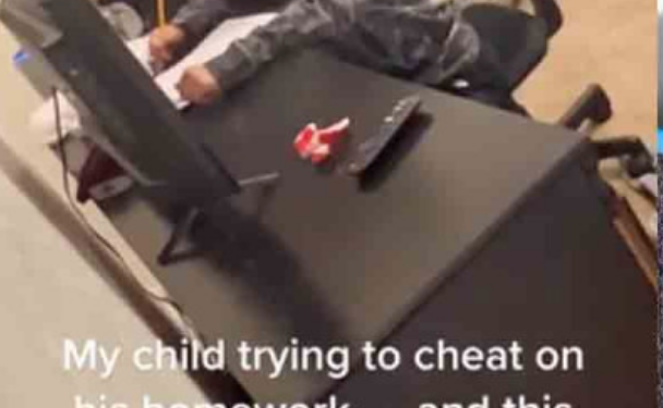 Niño flojo le pide Alexa que le haga la tarea