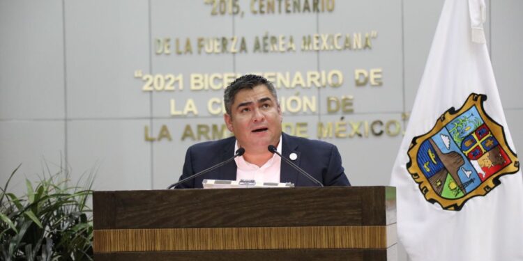 Diputados esperan buenas noticias en informe del gobernador.