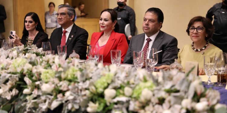 Destaca gobernador progreso que se vive en Nuevo Laredo