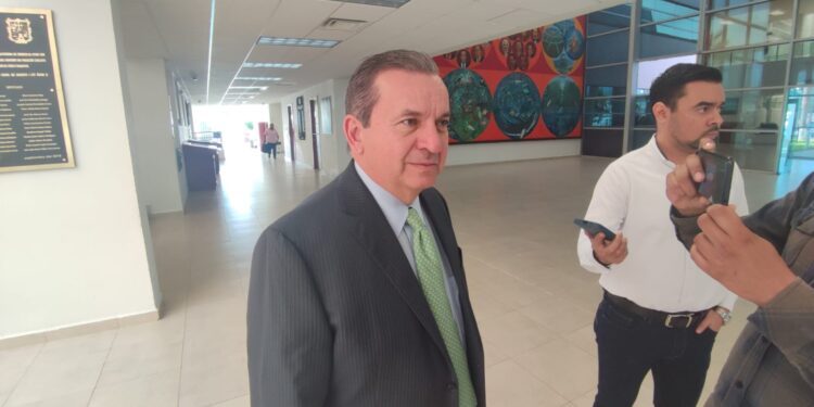 Demandan transparentar plan de bombardeo de nubes