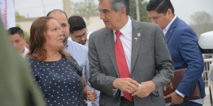 Acueducto del Pánuco a la presa «Vicente Guerrero», va: Gobernador.