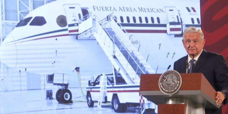 ¿Será? AMLO dice que ya vendió el avión presidencial