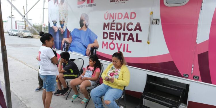 Traslada DIF sus servicios a la colonia Nueva Era con brigada Tocando Corazones.