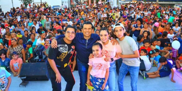 DIF y Municipio festejan en grande a niñez victorense.