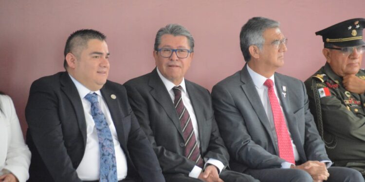 Capacitará Senado a trabajadores del Poder Legislativo