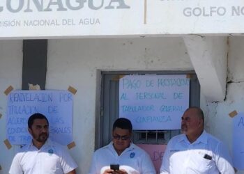 “Toman” empleados instalaciones de Conagua