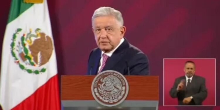 «No van a lograr nada», responde presidente a campaña negra de CDV