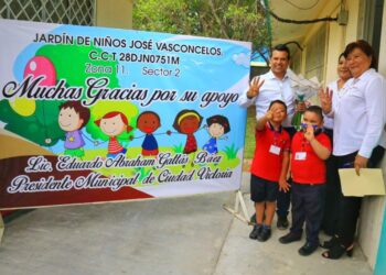 Entrega Alcalde obras de infraestructura educativa