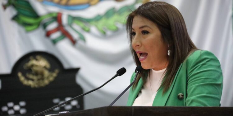 Aprobarían grupo parlamentario para diputadas sin partido