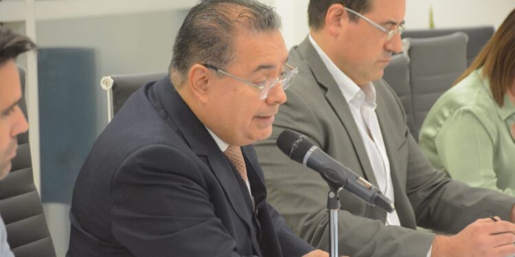 Alistan solicitud de órdenes de aprehensión contra excabecistas