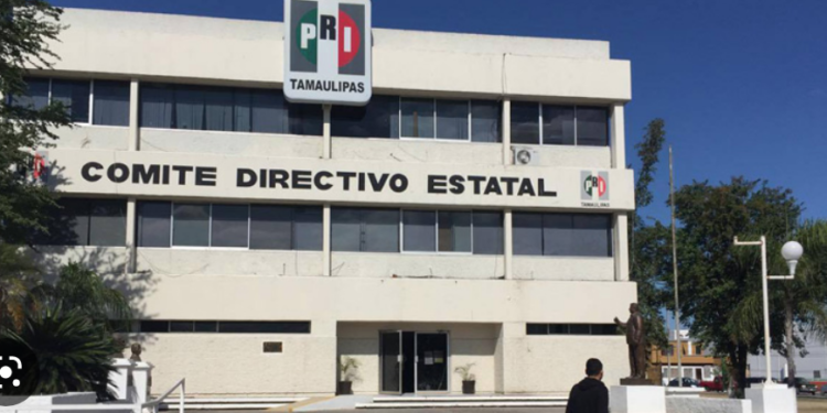 Arranca PRI proceso de reestructuración política; mujeres llevan mano.