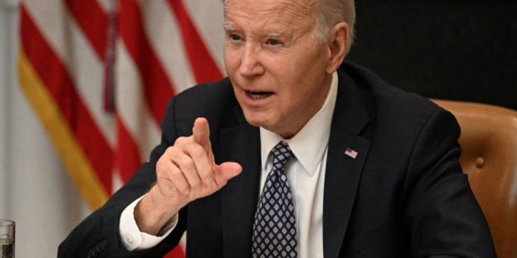 Joe Biden condena tiroteo en Texas; hombre mata a 8