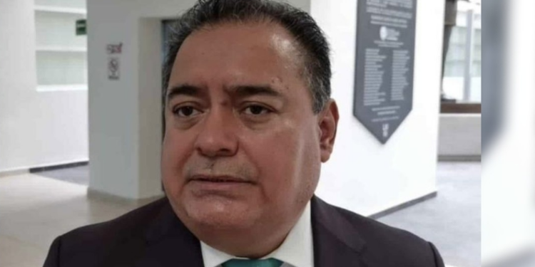 Fiscal anticorrupción pide «guaruras» blindada y porte de arma