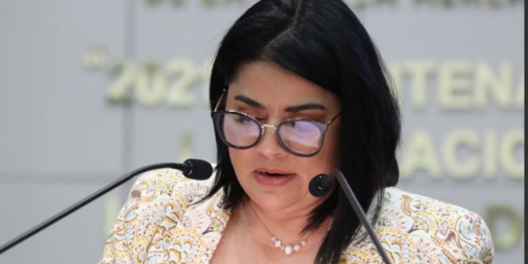 Propone Morena autorizar a madres burócratas permiso de cinco días por luto fetal