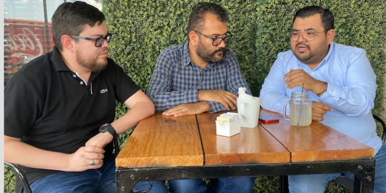 «La diputada firmó. Nosotros no falsificamos nada», aclaran asesores del PAN.