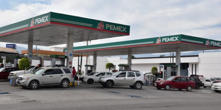 Entre más gasolineras menos rentabilidad: Corcuera