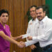 Entrega rector becas a hijos de docentes de la UAT