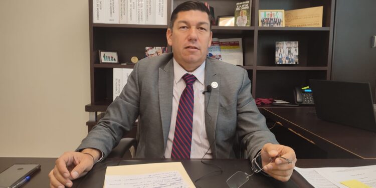 Esperan diputados que fiscal anticorrupción cumpla su palabra