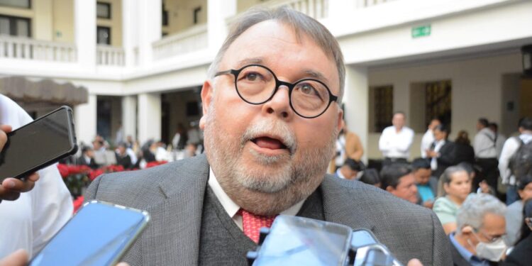 Darán de baja a 40 empresas enlistadas en padrón de proveedores