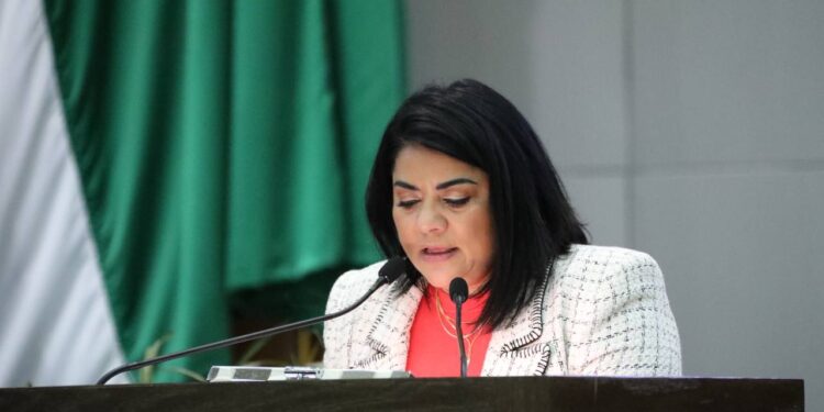 Crearán principios de actuación para Notarios